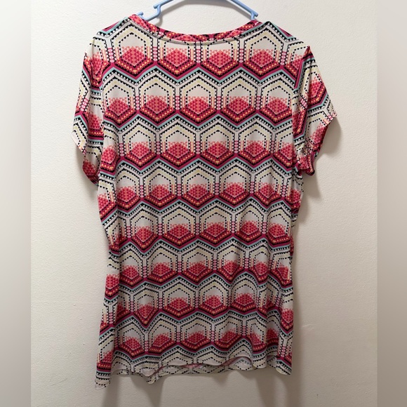 🏀Worthington Pink Geometric Short Sleeve Blouse - Picture 2 of 6